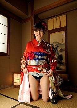 Yuria Tominaga